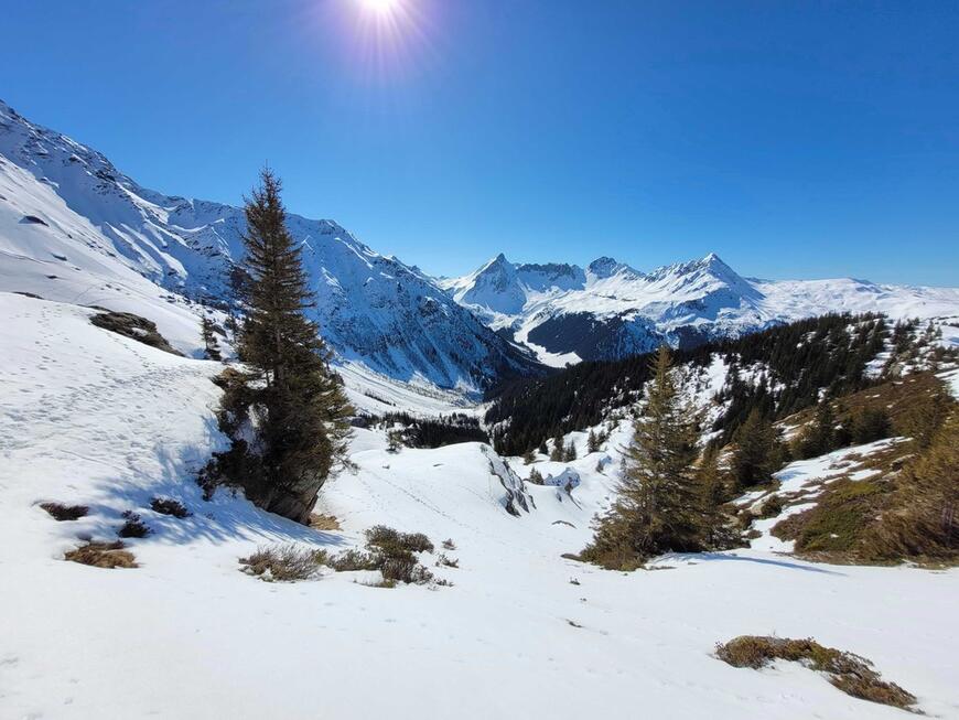 Vue spendide depuis les hauteurs du refuge de Tré la Tête Vue spendide depuis les hauteurs du refuge de Tré la Tête